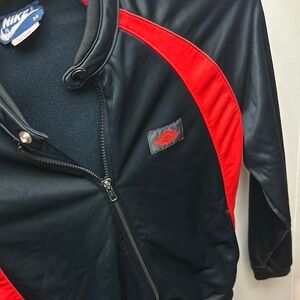 Vintage Nike Air Jordan 1985/86 Wings Track Jacket Men’s sz Medium Black and Red